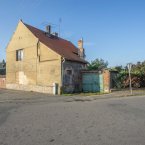 Dům se zahradou, Třebichovice, okres Kladno